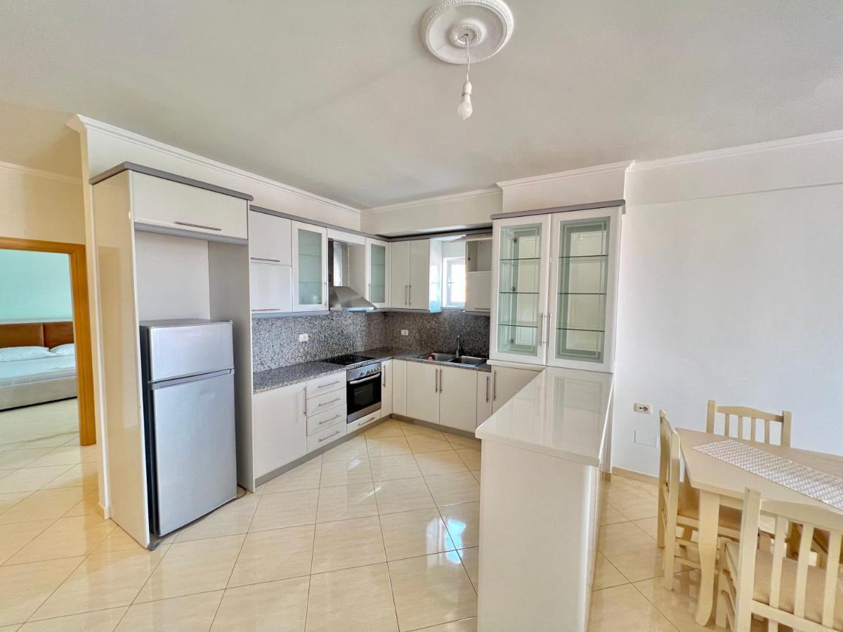 SarandëErmis Apartament公寓 外观 照片