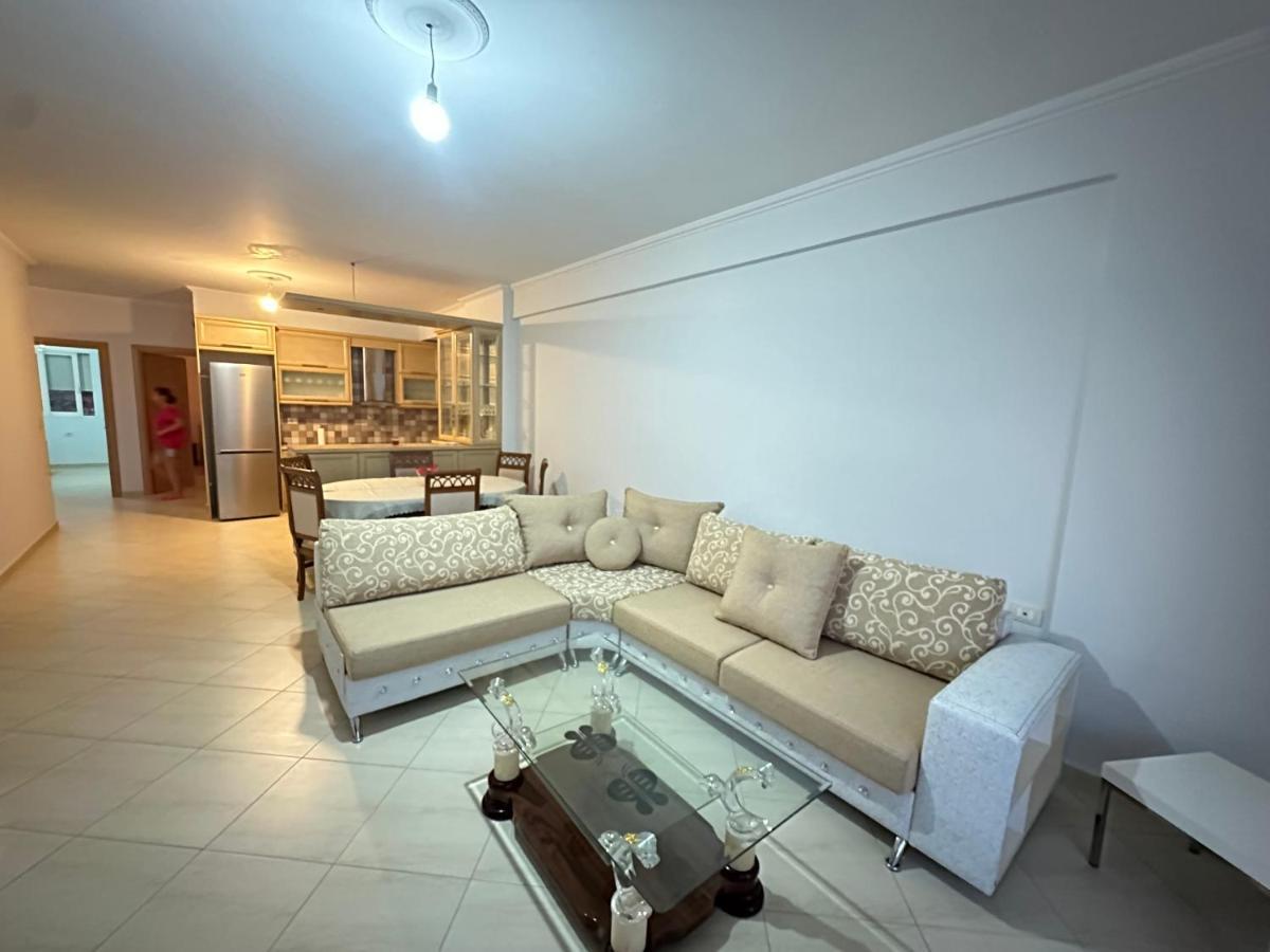 SarandëErmis Apartament公寓 外观 照片