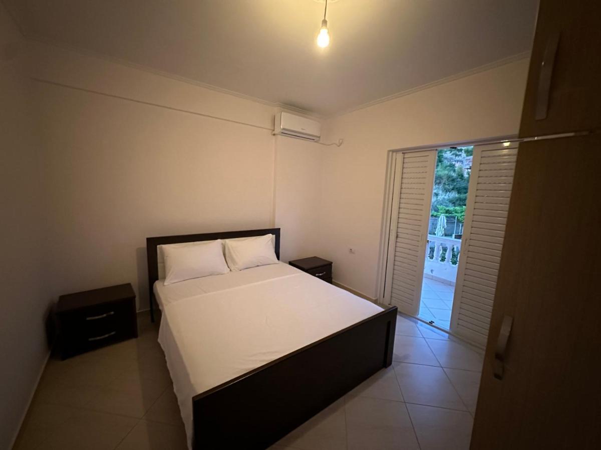 SarandëErmis Apartament公寓 外观 照片