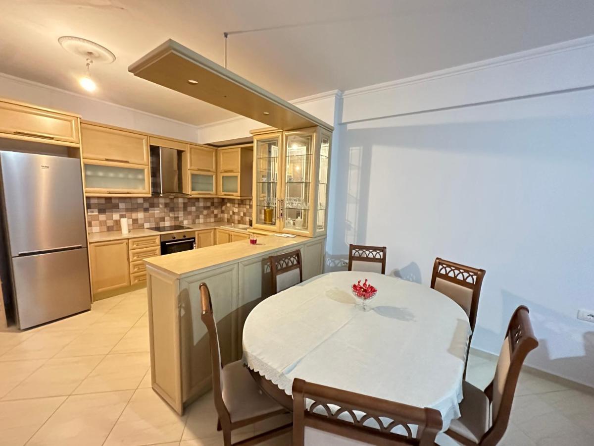 SarandëErmis Apartament公寓 外观 照片